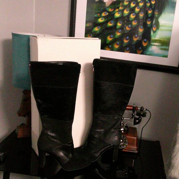 Anne Klein Black Leather & Suede Knee High Boots 3" Heel Size 9 - Picture 4 of 5